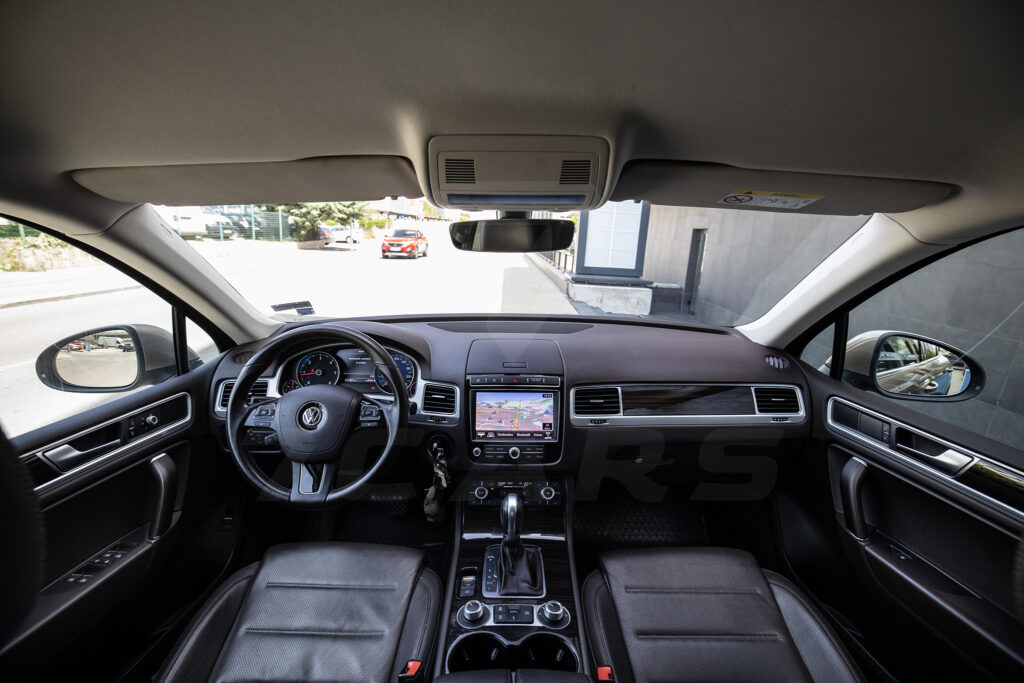 Volkswagen Touareg - 9