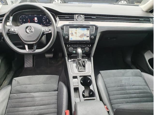 Volkswagen Passat 2.0 TDI * Comfortline * Diesel * Automatic - 20