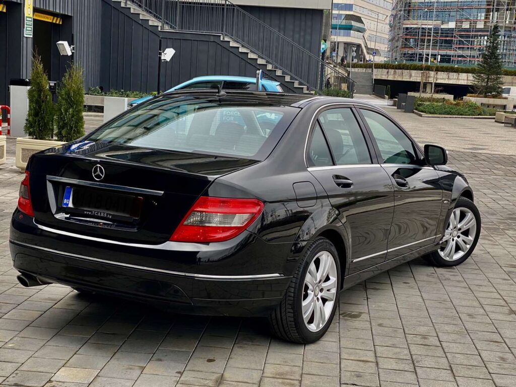 Mercedes-Benz C 220 CDi Avantgarde Германия Сервизна История - 3