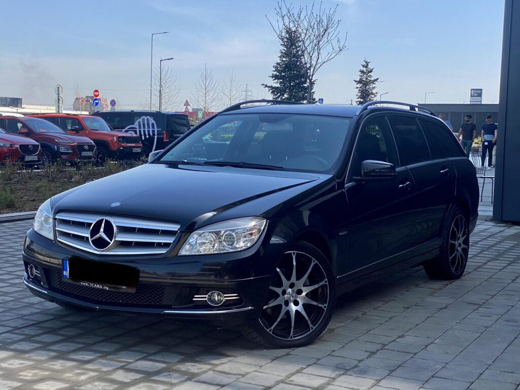 Mercedes-Benz C 220 CDi Avantgarde Германия Сервизна История - 1