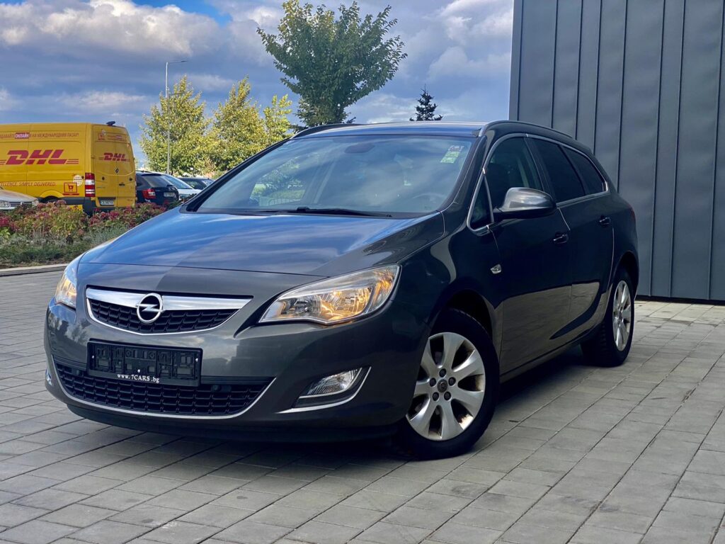 Opel Astra 1.4 Turbo Cosmo НАВИГАЦИЯ АВТОМАТ - 2