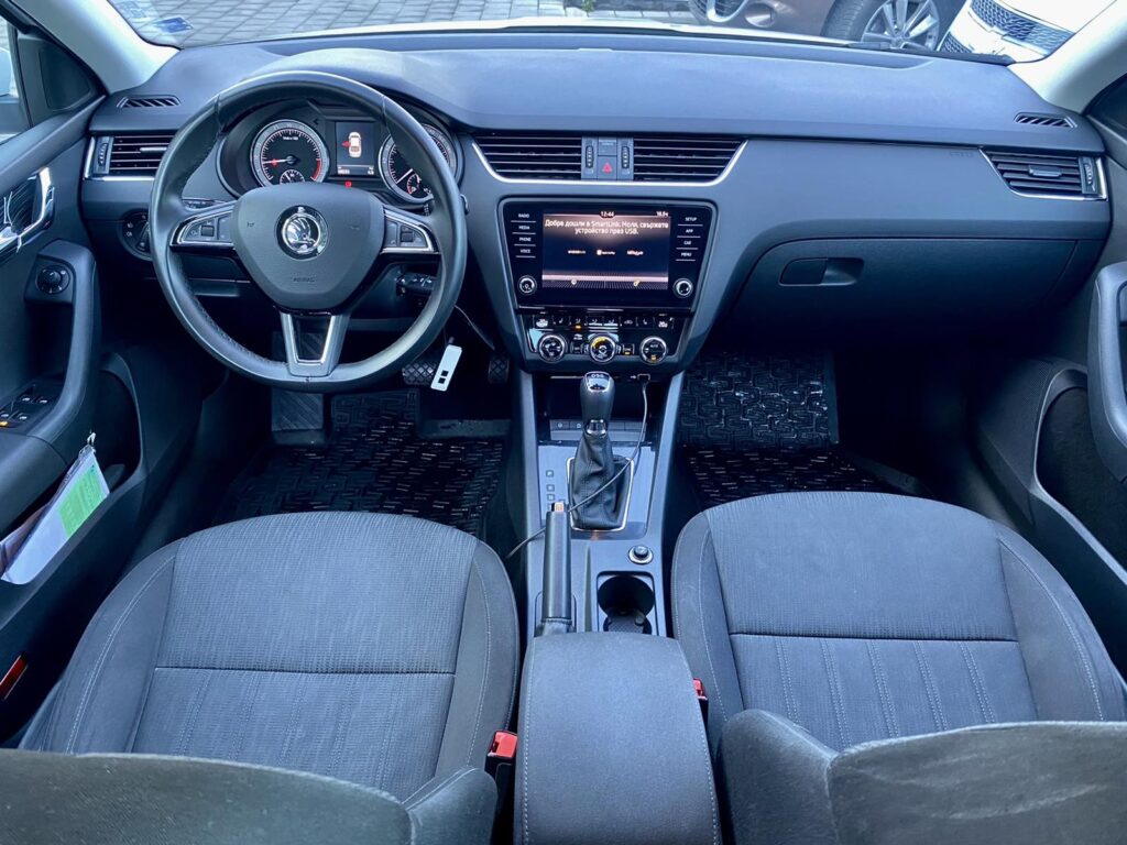 Skoda Octavia 2.0 TDI DSG VISION ГАРАНЦИЯ - 9