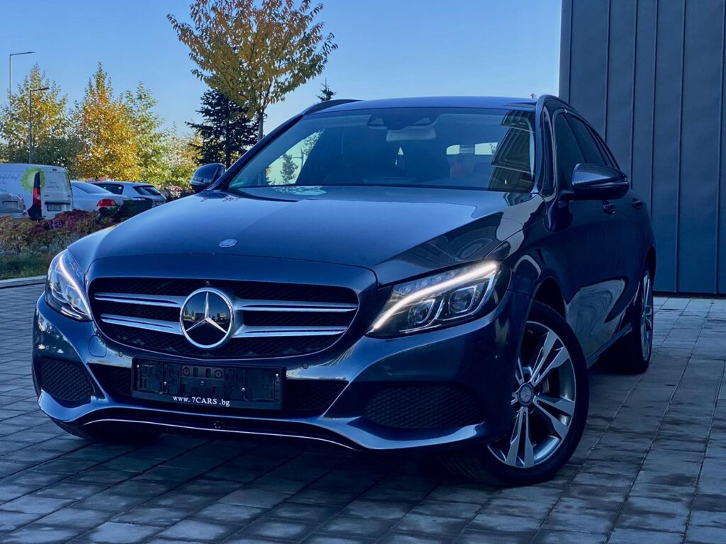 Mercedes-Benz C 220 d 4matic Distronic PLUS Avantgarde - 12