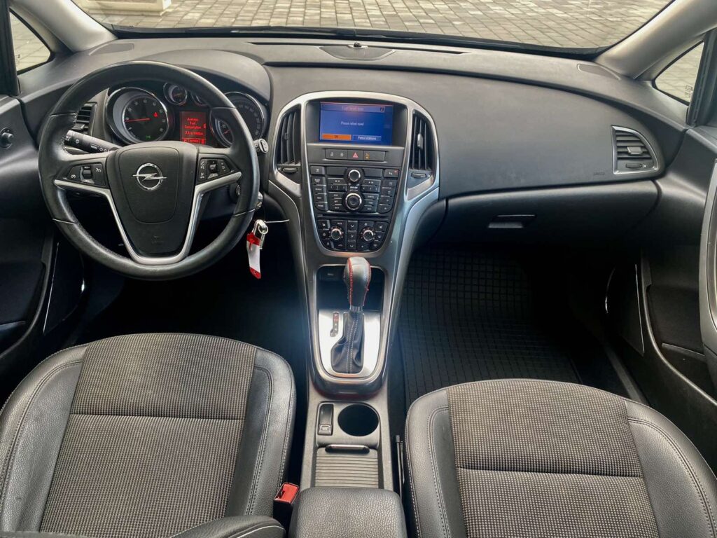 Opel Astra 1.4 Turbo Cosmo НАВИГАЦИЯ АВТОМАТ - 16