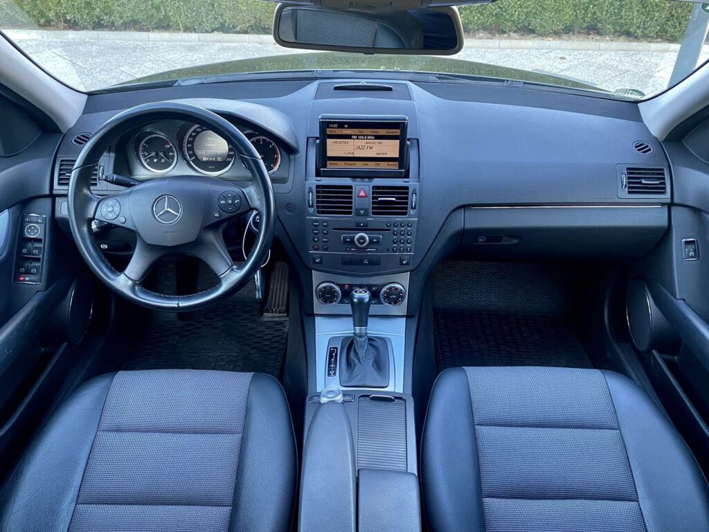 Mercedes-Benz C 250 CDi Avantgarde Германия Сервизна История BlueEFFIC - 1