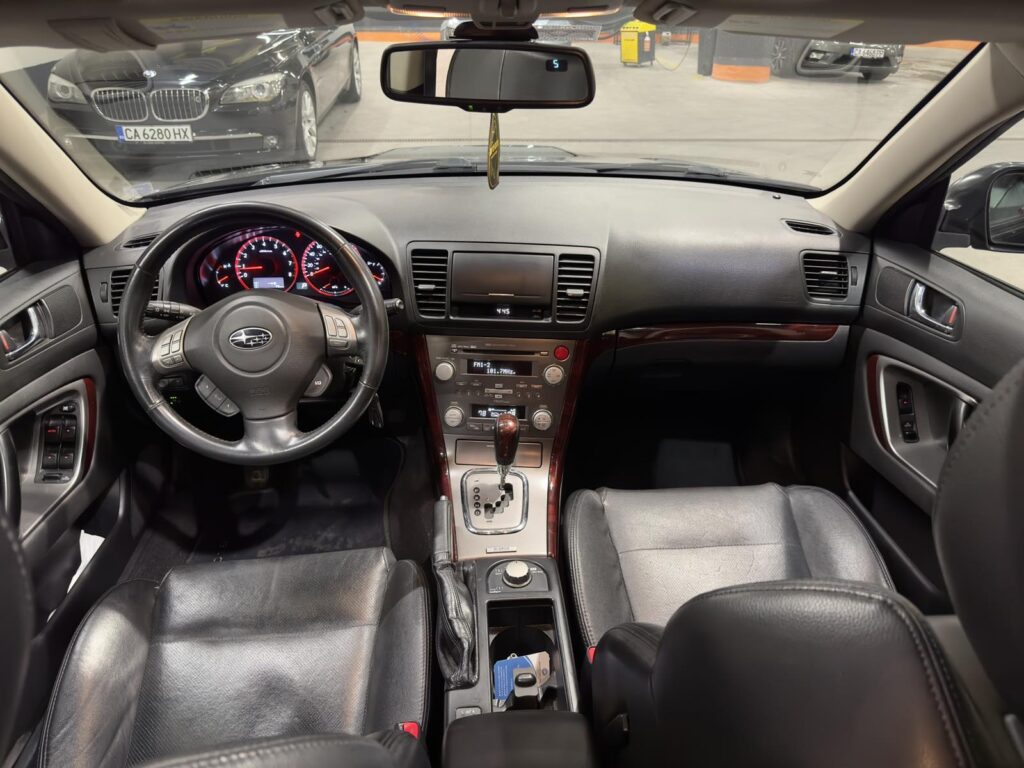 Subaru Outback XT 2.5L AWD - 17