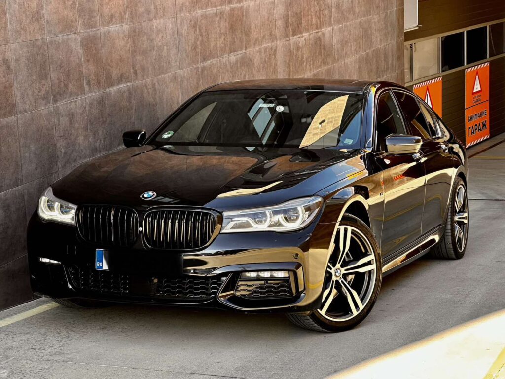 BMW 740 xDrive G11 М-пакет най-високо ниво на оборудване - 7