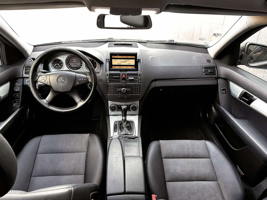 Mercedes-Benz C 220 CDi Avantgarde АВТОМАТ НАВИГАЦИЯ - 12