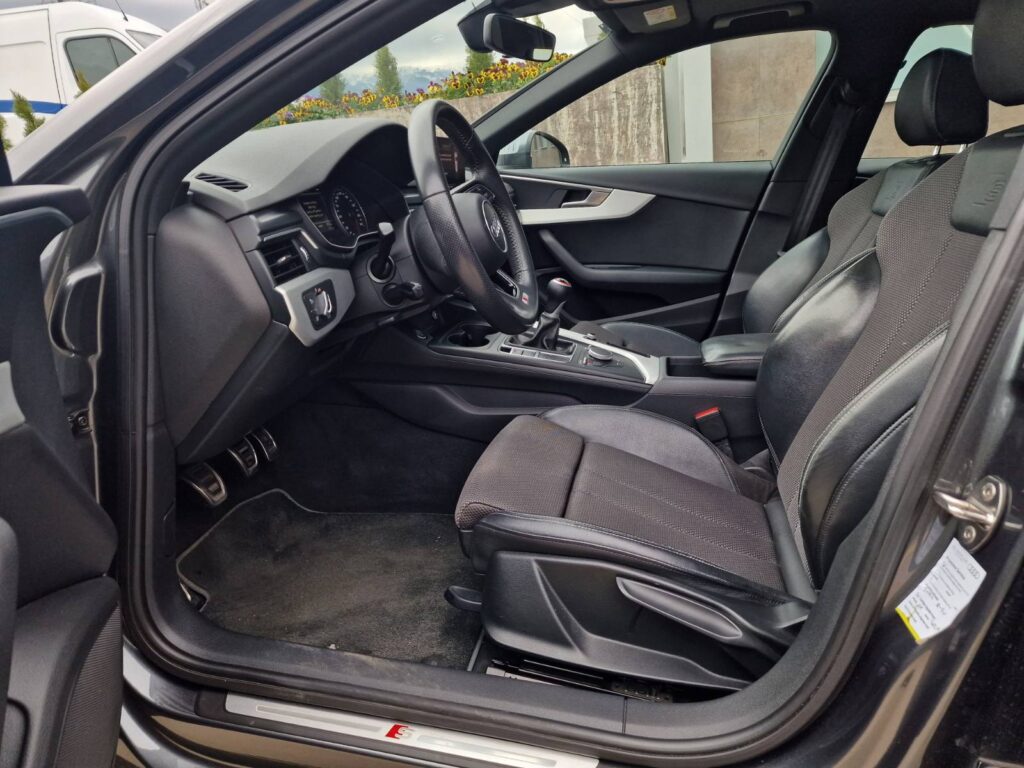 Audi A4 AVANT S LINE - 47