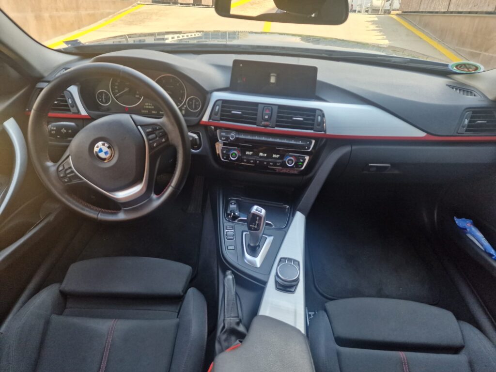 BMW 318 D - 25