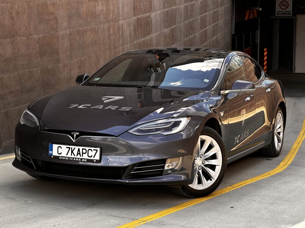 TESLA MODEL S75D - 20