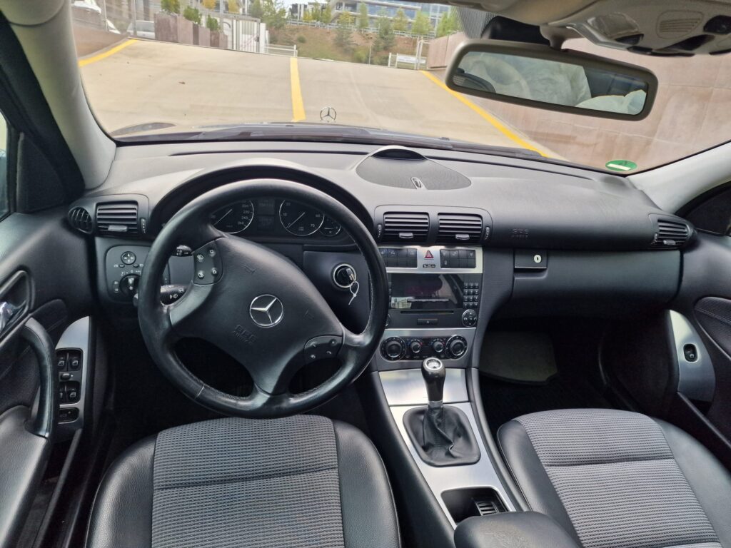 Mercedes-Benz C-Klasse C 200 Кompressor Avantgarde - 29