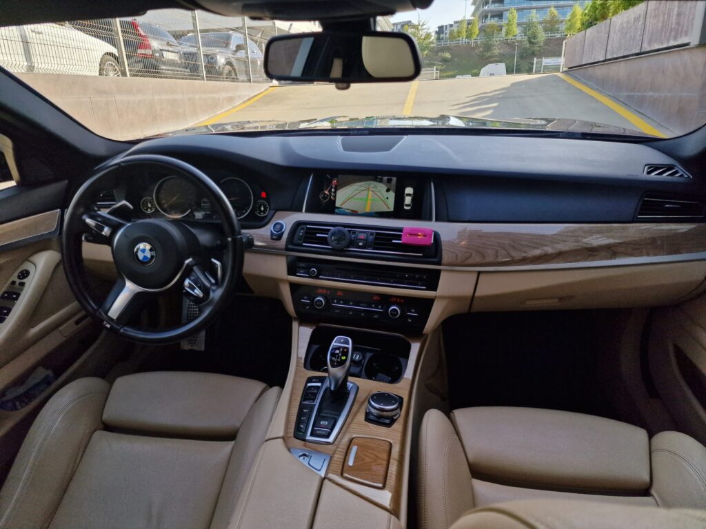 BMW M 550 D X Drive - 27
