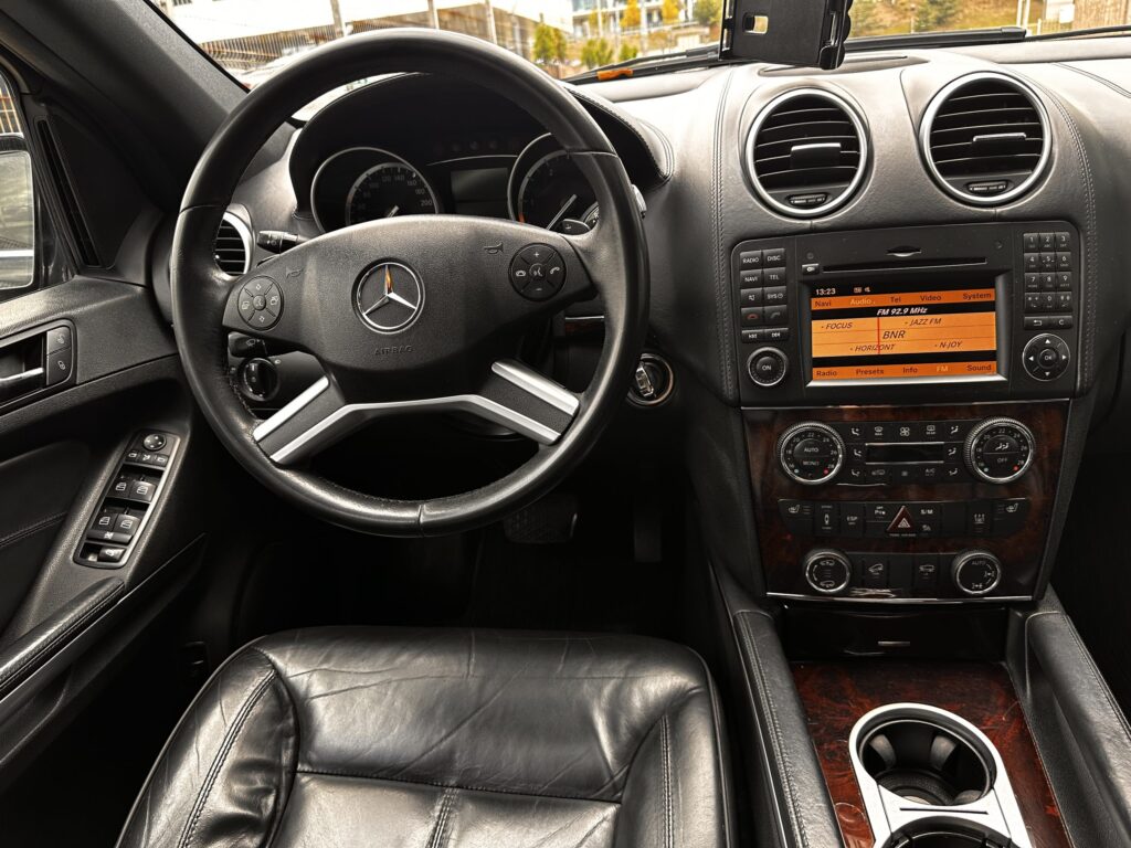 Mercedes-Benz GL 350 CDi 4matic AMG - 30