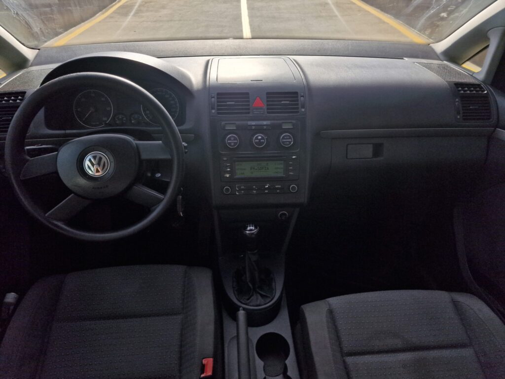 VW Touran - 26