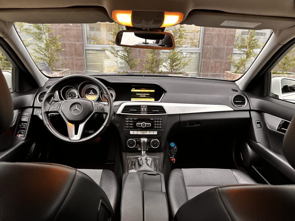 Mercedes-Benz C200 CDI - 27
