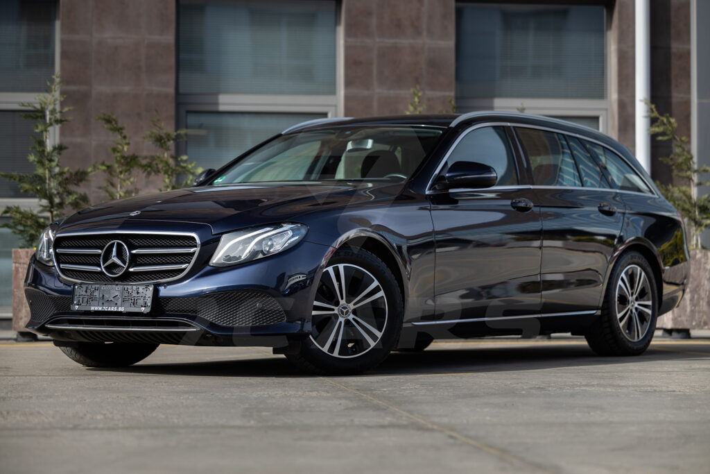 Mercedes E220D AVANTGARD * ПЪЛНА СЕРВИЗНА ИСТОРИЯ* - 18
