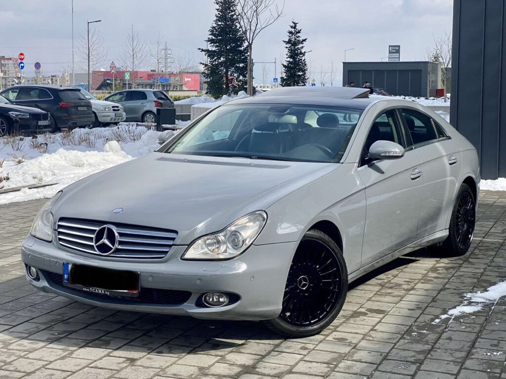 Mercedes-Benz CLS 500 V8 Nardo Gray Мемори Пакет черен таван - 18