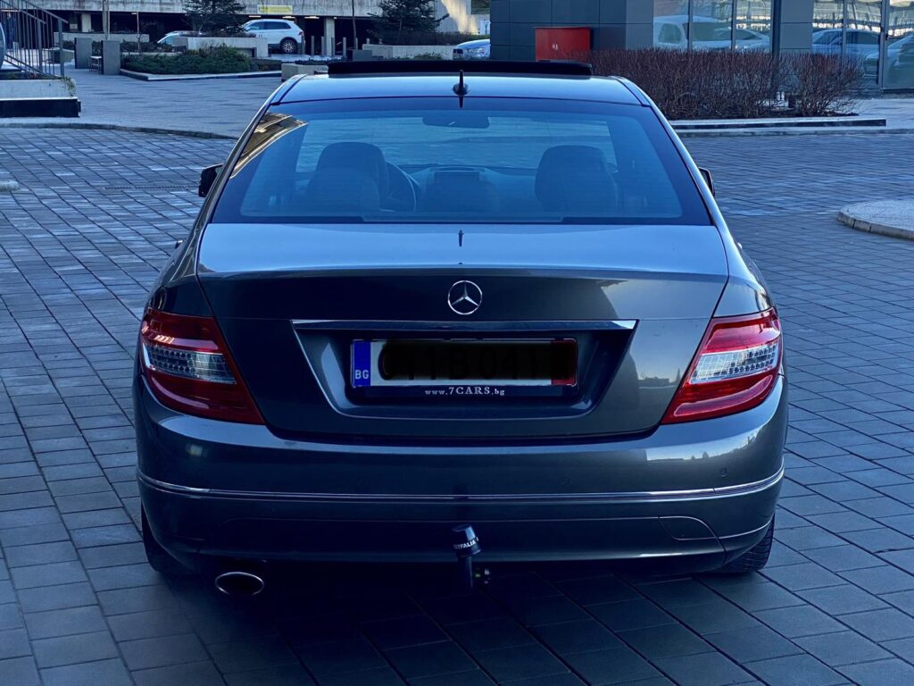 Mercedes-Benz C 250 CDi Avantgarde Германия Сервизна ИсторияBlueEFFICIY - 17