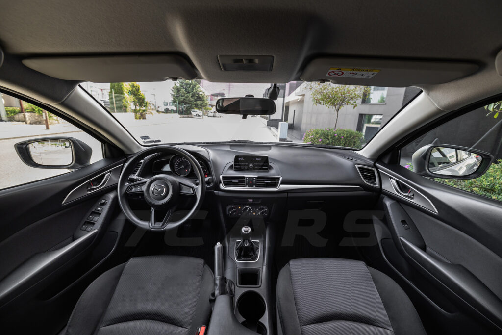 Mazda 3 - 11