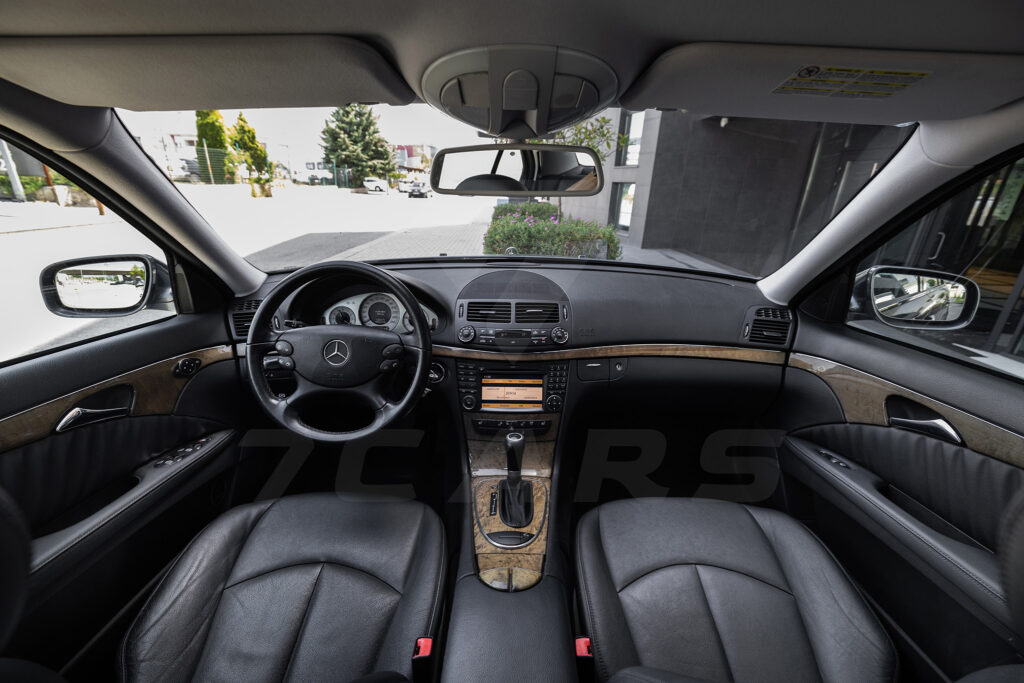 Mercedes-Benz E220 CDI Avantgarde - 13