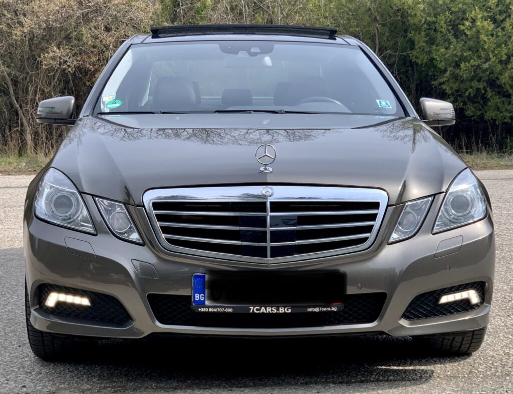 Mercedes-Benz E 350 4matic * Distronic * Lane Assist * НОЩНО ВИЖДАНЕ - 35