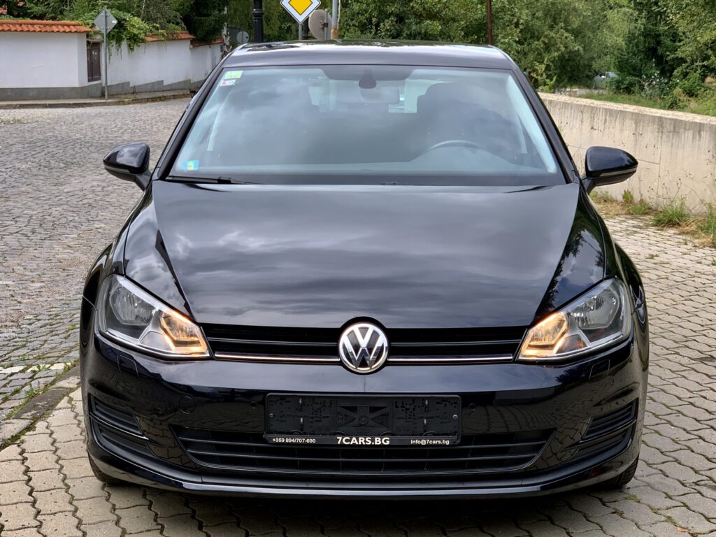 Volkswagen / Golf VII 1.6 TDI Comfortline BlueMotion Tech - 36