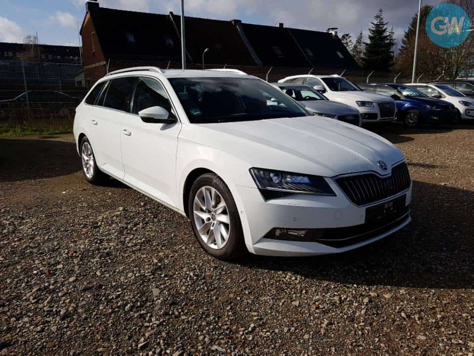 Skoda Superb 2.0 TDI*Style*Automatic - 31