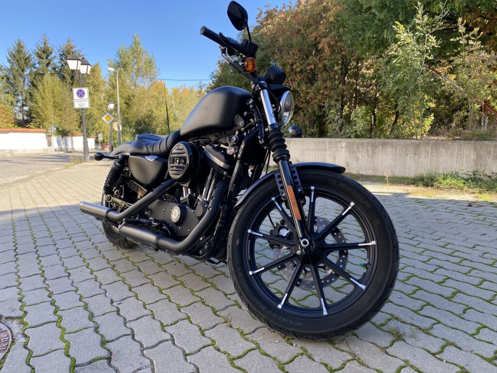 Harley-Davidson Sportster 883 IRON * 2017 * Vance&Hines - 31