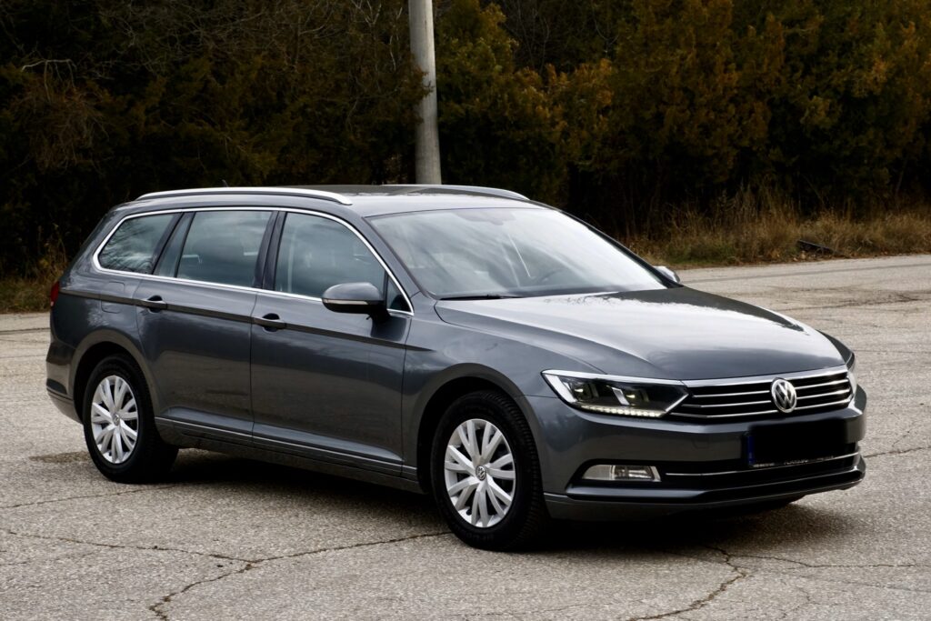 Volkswagen Passat 2.0 TDI LED * NAVI * AUTOMATIC * ДИСТРОНИК - 51