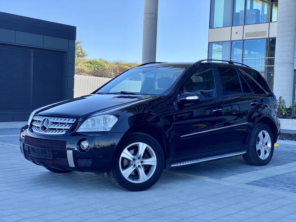 Mercedes-Benz ML 320 AMG 4matic ГЕРМАНИЯ СЕРВИЗНА ИСТОРИЯ - 35