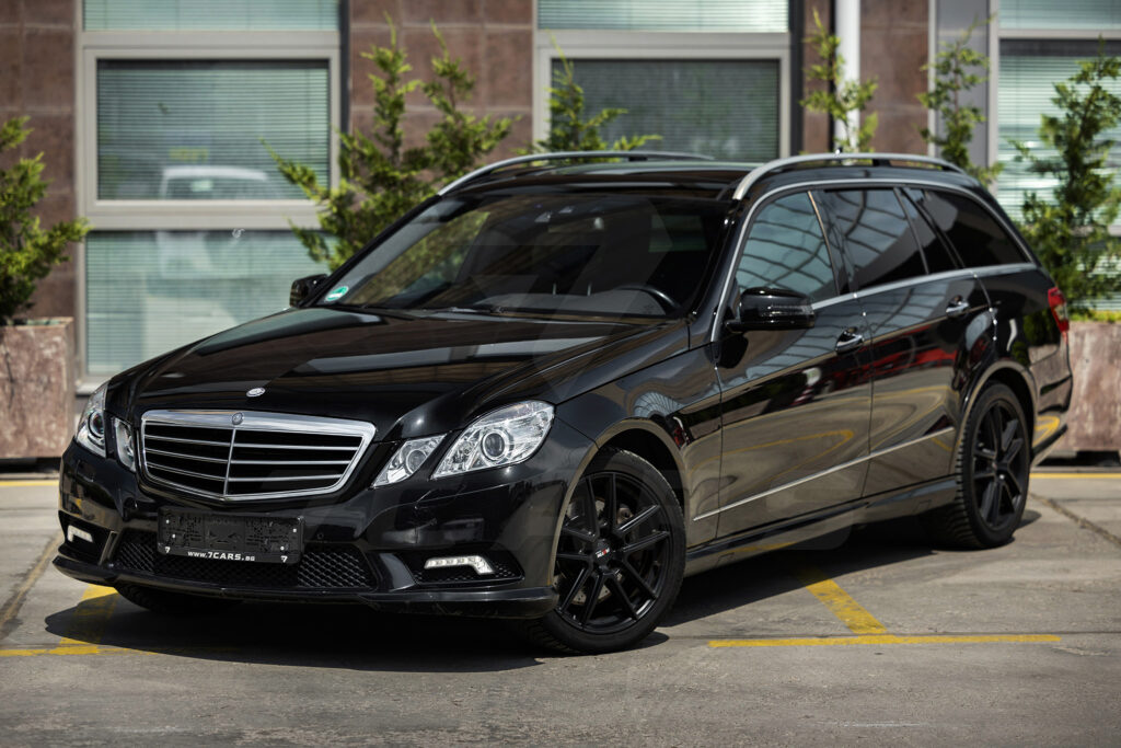 Mercedes-Benz E-Klasse E 500 T Avantgarde - 1