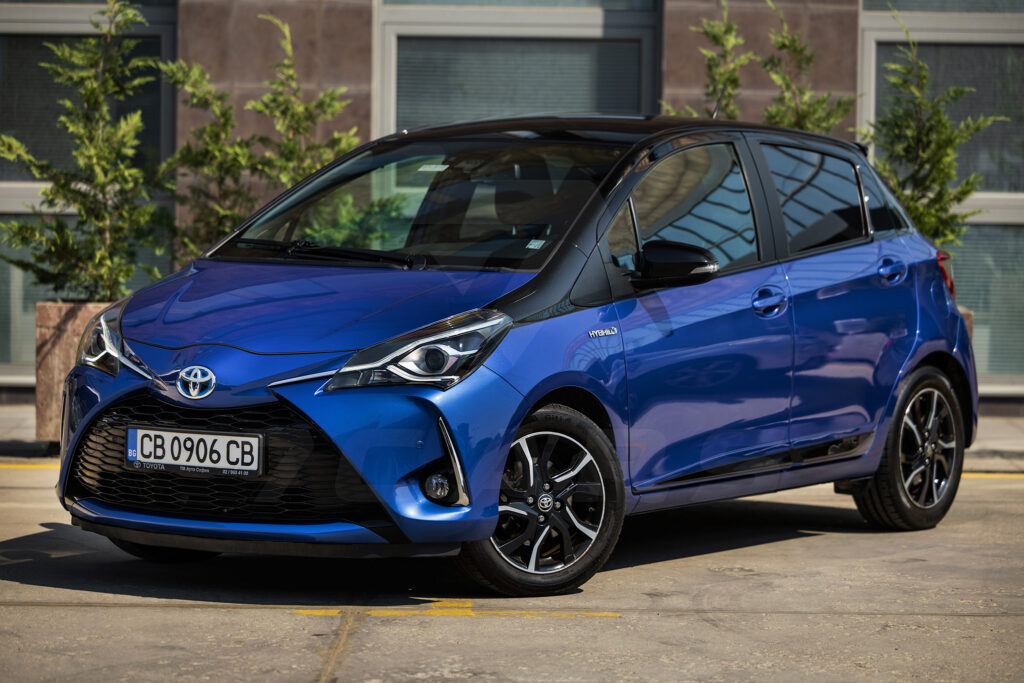 Toyota Yaris 1.5 Hybrid *С УДЪЛЖЕНА ГАРАНЦИЯ ДО 2027* - 1