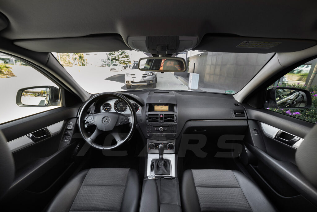 Mercedes-Benz C200 - 9
