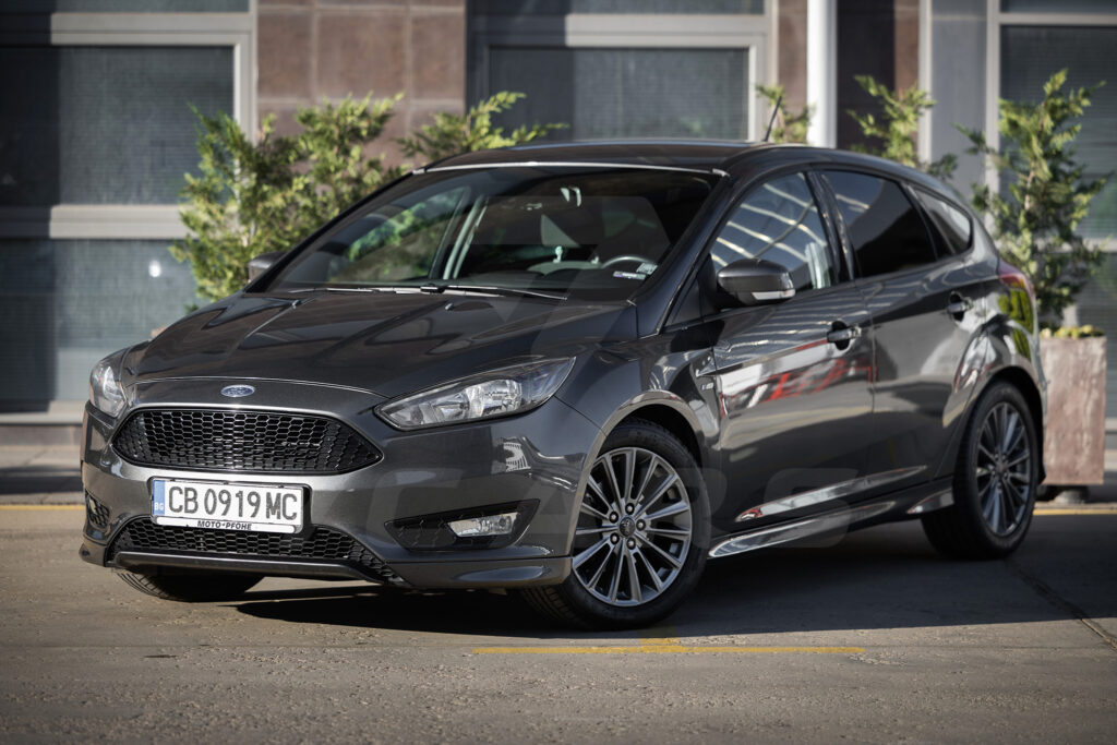 Ford Focus ST-line *ПЪЛНА СЕРВИЗНА ИСТОРИЯ* НАПЪЛНО ОБСЛУЖЕН* - 1