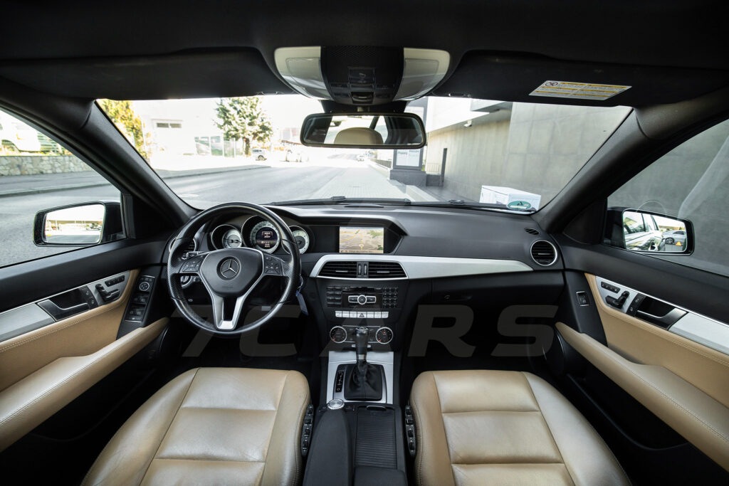 Mercedes-Benz C300 4MATIC*ГАРАНЦИЯ*ЛИЗИНГ* - 9