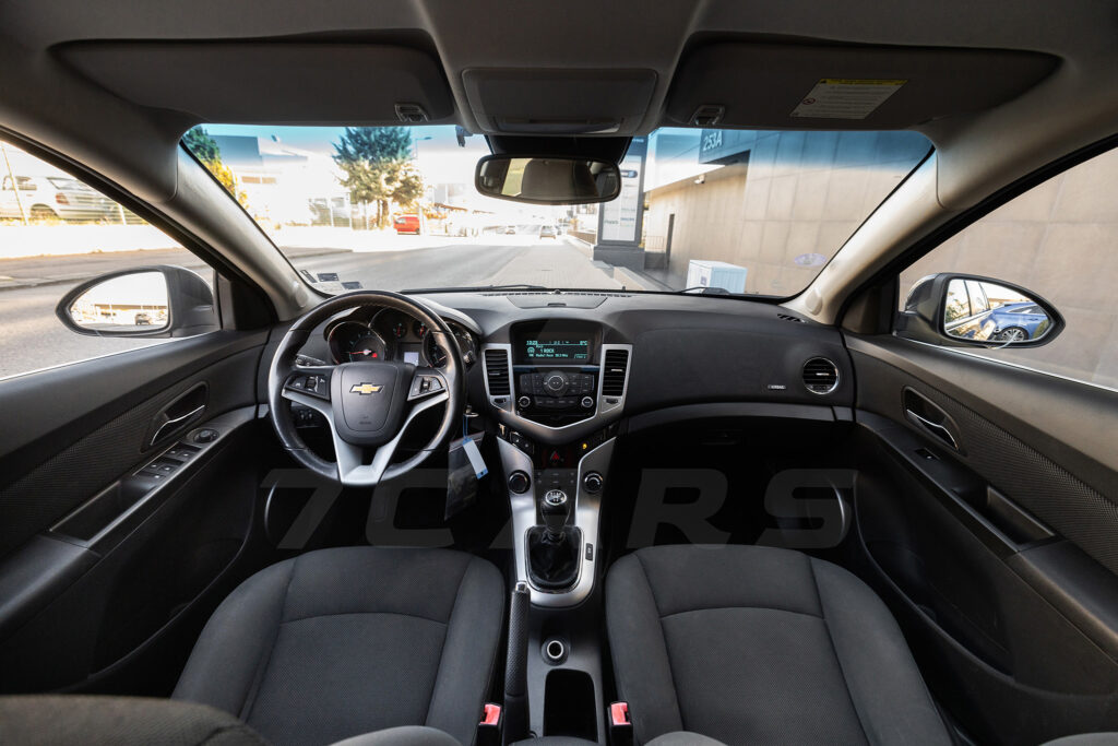 Chevrolet Cruze LT 1.8i 140 к.с. - 9