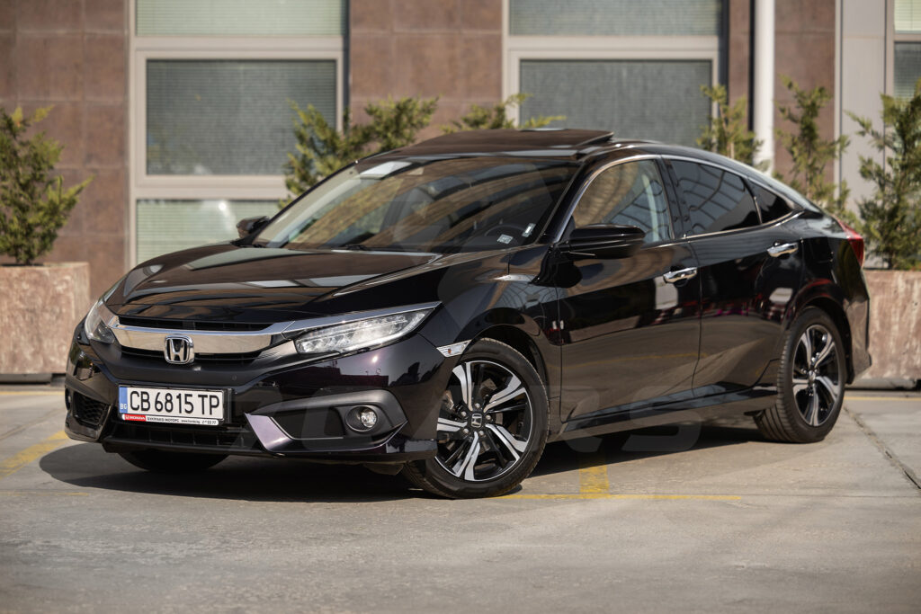 Honda Civic 1.5 4DR - 1