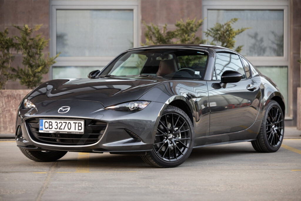 Mazda MX-5 RF 2.0*184 к.с.* КУПЕНА ЧИСТО НОВА ОТ МАЗДА*ЕДИН СОБСТВЕНИК * ЛИЗИНГ* - 1